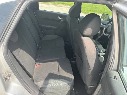 Used 2009 Ford Focus SES image 17