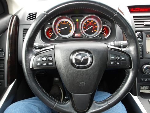 Used 2011 MAZDA CX-9 Grand Touring w/ Moonroof & Bose Audio Pkg image 16