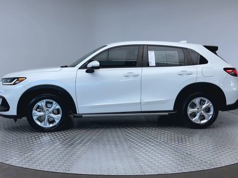 Used 2023 Honda HR-V LX image 5
