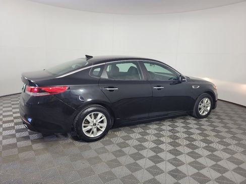 Used 2018 Kia Optima LX FWD image 10