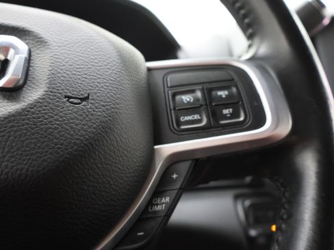 Used 2022 RAM 2500 Big Horn w/ Night Edition AWD/4WD image 14