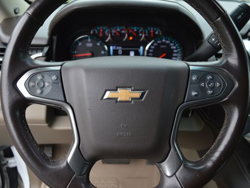 Used 2019 Chevrolet Tahoe LT image 14