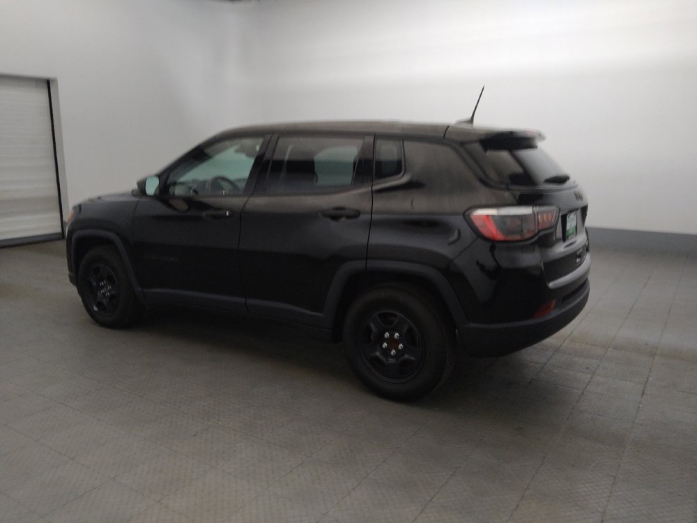 Used 2021 Jeep Compass Sport w/ Cold Weather Group FWD image 3