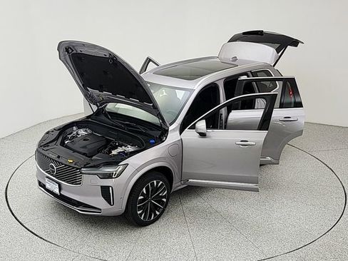 New 2026 Volvo XC90 T8 Plus w/ Protection Package AWD/4WD image 38