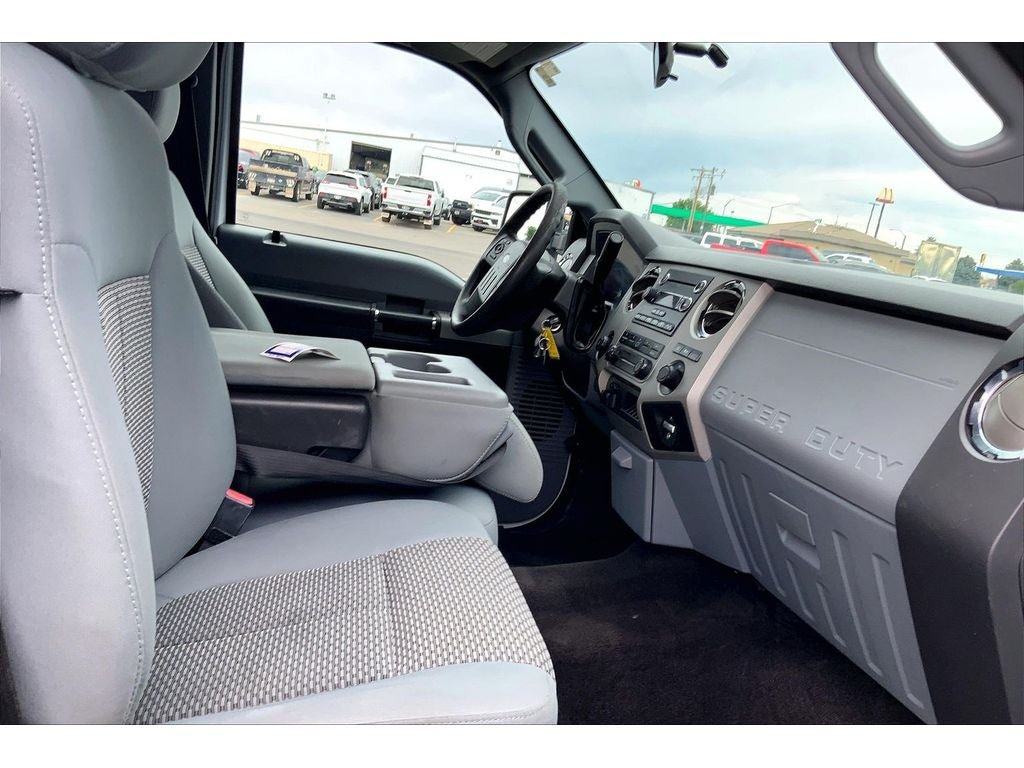 Used 2015 Ford F350 XLT w/ FX4 4x4 Off Road Package image 8