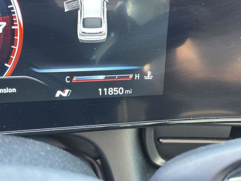 Used 2025 Hyundai Elantra N image 19