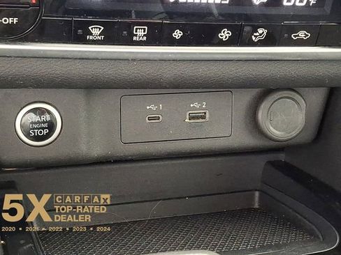 Used 2023 Nissan Rogue SV image 28