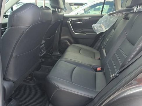 Used 2023 Toyota RAV4 XLE Premium FWD image 17