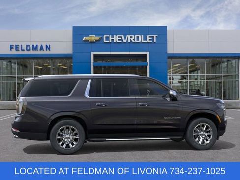 New 2025 Chevrolet Suburban Premier image 5