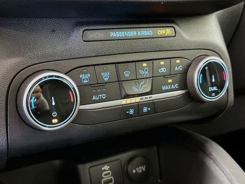 Used 2025 Ford Escape Active image 17