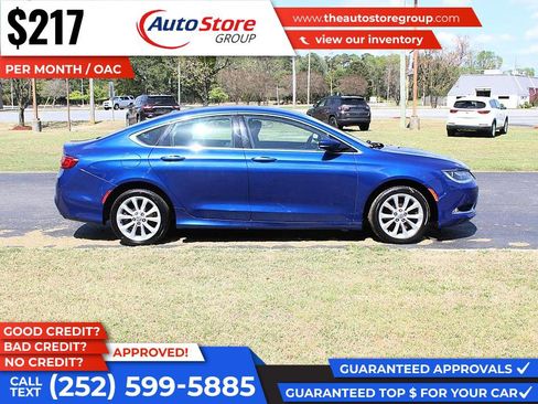 Used 2015 Chrysler 200 C image 5