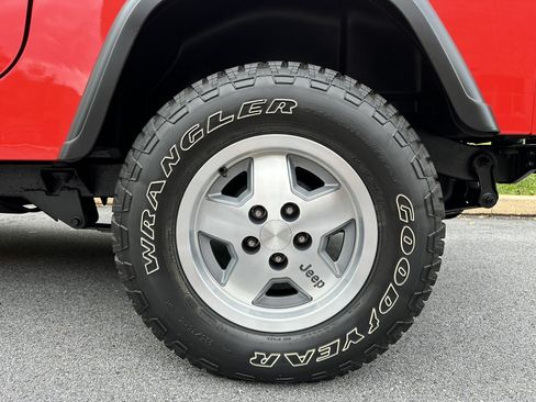 Used 1995 Jeep Wrangler Rio Grande AWD/4WD image 24