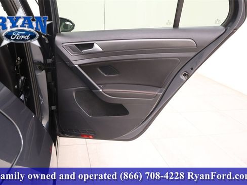 Used 2019 Volkswagen GTI SE image 13