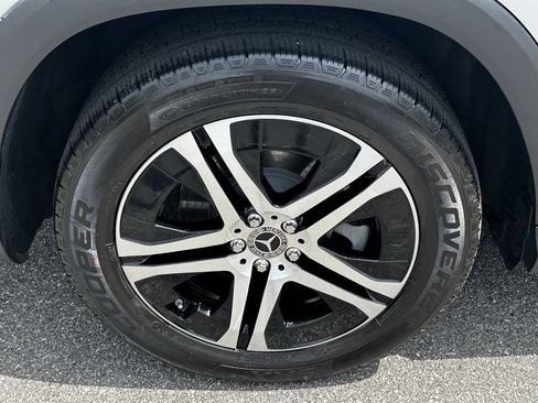 Certified 2023 Mercedes-Benz GLS 450 4MATIC image 21