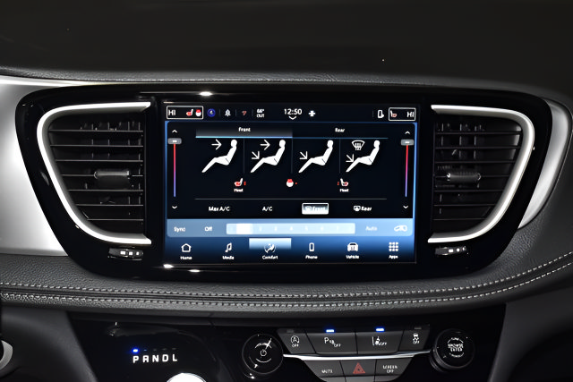 New 2026 Chrysler Pacifica Select w/ S Appearance Package FWD image 15