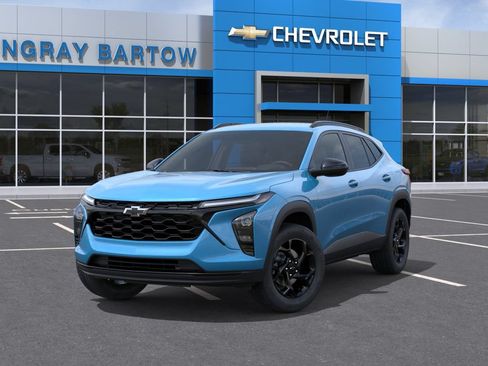 New 2026 Chevrolet Trax LT w/ Driver Confidence Package FWD image 8