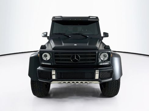 Used 2017 Mercedes-Benz G 550 Squared image 2