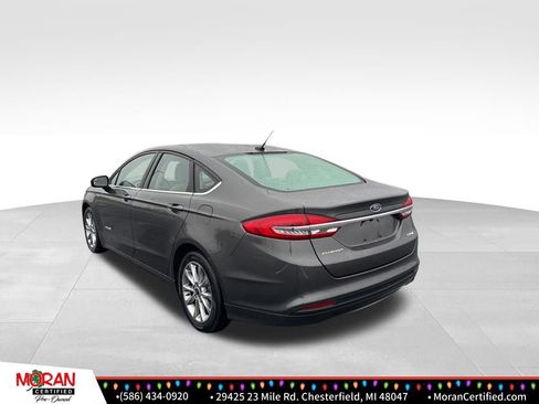 Used 2017 Ford Fusion S image 3