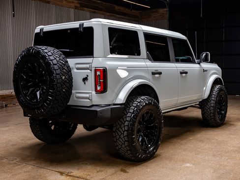 Used 2026 Ford Bronco Outer Banks AWD/4WD image 10