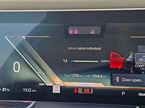 Certified 2023 BMW i7 xDrive60 AWD/4WD image 10