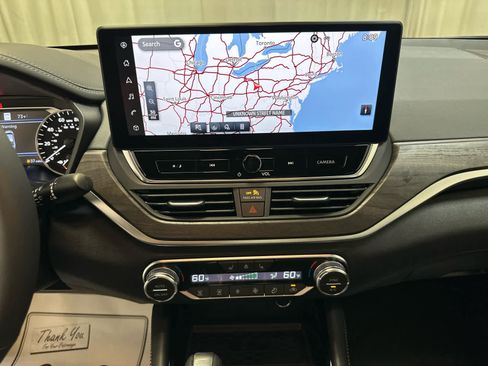 New 2025 Nissan Altima 2.5 SL image 6