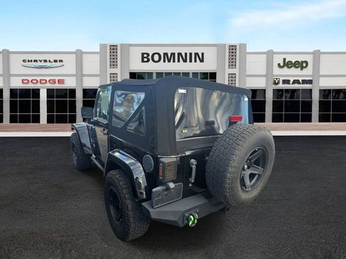 Used 2012 Jeep Wrangler Sahara w/ Connectivity Group image 4