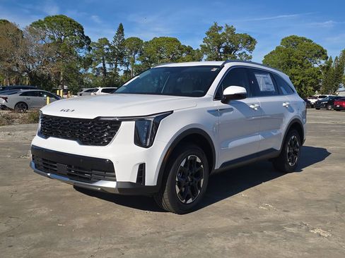New 2026 Kia Sorento S AWD/4WD image 4