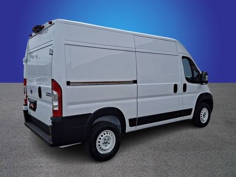 Used 2024 RAM ProMaster 2500 w/ Safety Group FWD image 5