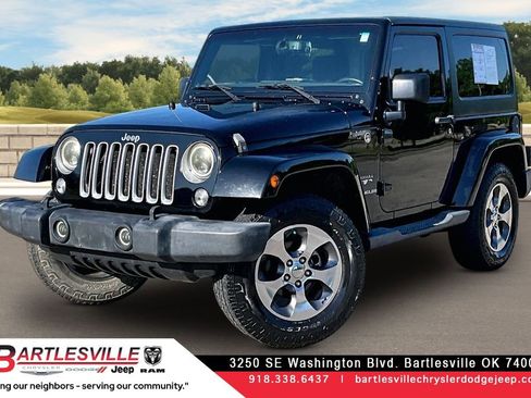 Used 2016 Jeep Wrangler Sahara w/ Connectivity Group AWD/4WD image 1