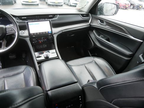 Certified 2021 Jeep Grand Cherokee L Limited w/ Trailer Tow Package image 11