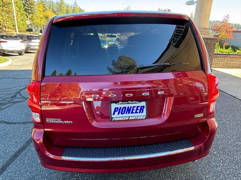 Used 2014 Dodge Grand Caravan SE w/ Quick Order Package 29E SE FWD image 7