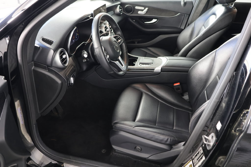Used 2022 Mercedes-Benz GLC 300 4MATIC w/ Premium Package Lite image 20
