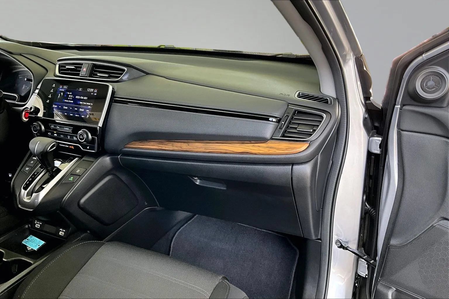Used 2020 Honda CR-V EX image 23