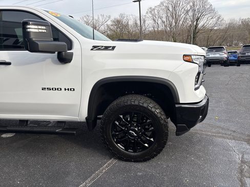 Used 2026 Chevrolet Silverado 2500 LT w/ Trail Boss Package image 5