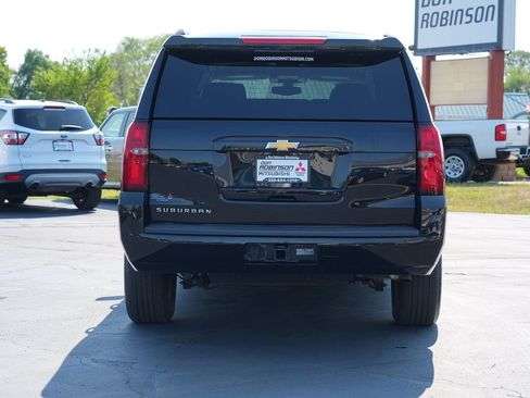 Used 2017 Chevrolet Suburban LS w/ Max Trailering Package AWD/4WD image 4