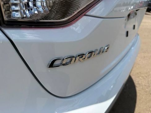 Used 2024 Toyota Corolla LE FWD image 15