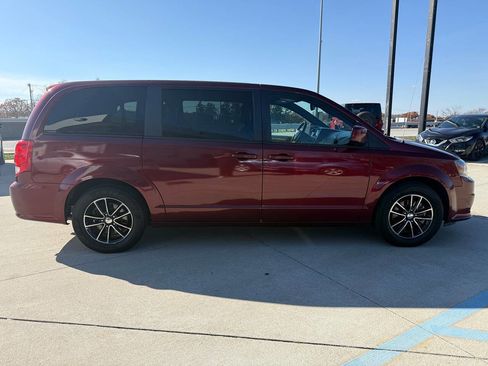 Used 2019 Dodge Grand Caravan GT image 5