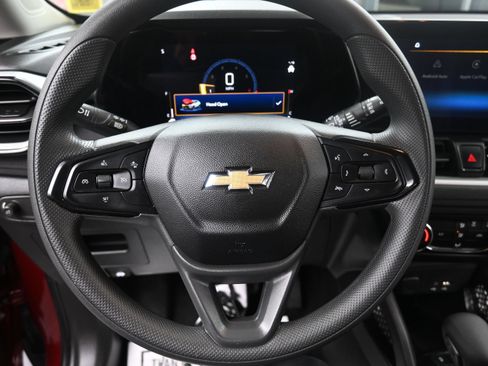 Used 2024 Chevrolet TrailBlazer LS w/ LS Convenience Package AWD/4WD image 23