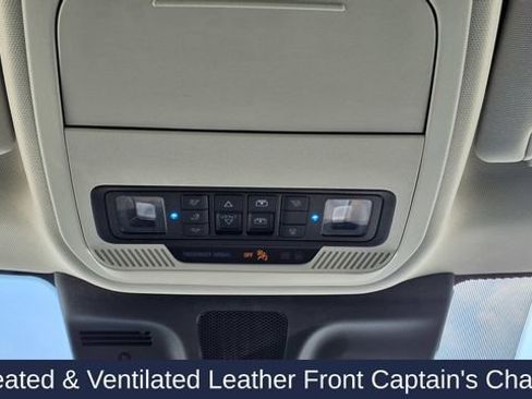 Used 2025 Ford Expedition Max Platinum image 26