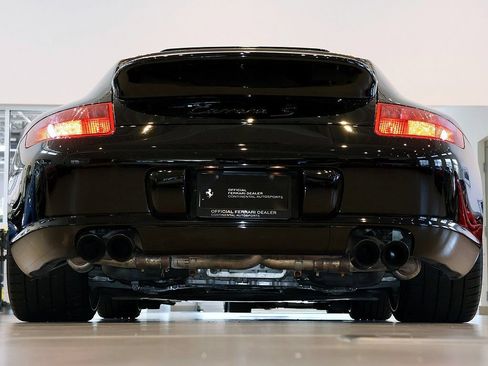 Used 2005 Porsche 911 Carrera S RWD image 44