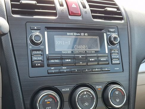 Used 2015 Subaru Forester 2.5i Touring image 17