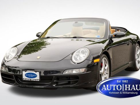 Used 2005 Porsche 911 Carrera RWD image 1