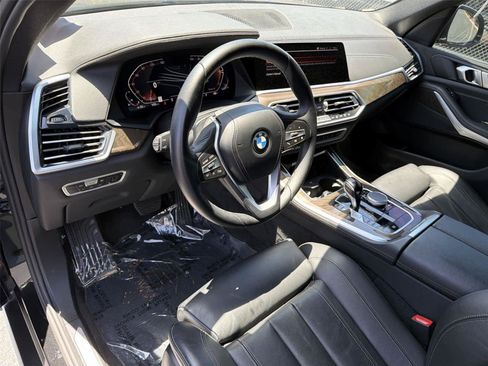 Used 2022 BMW X5 sDrive40i RWD image 2