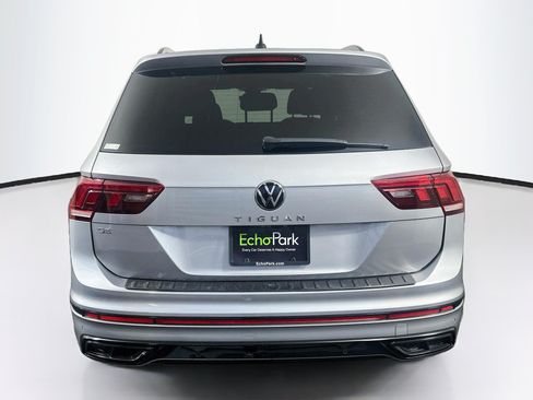 Used 2023 Volkswagen Tiguan SE R-Line FWD image 7