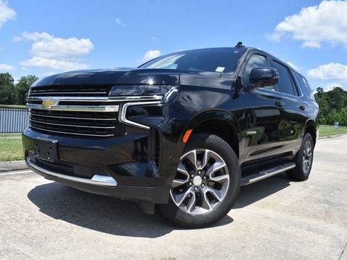 Used 2022 Chevrolet Tahoe LT w/ Luxury Package RWD image 5