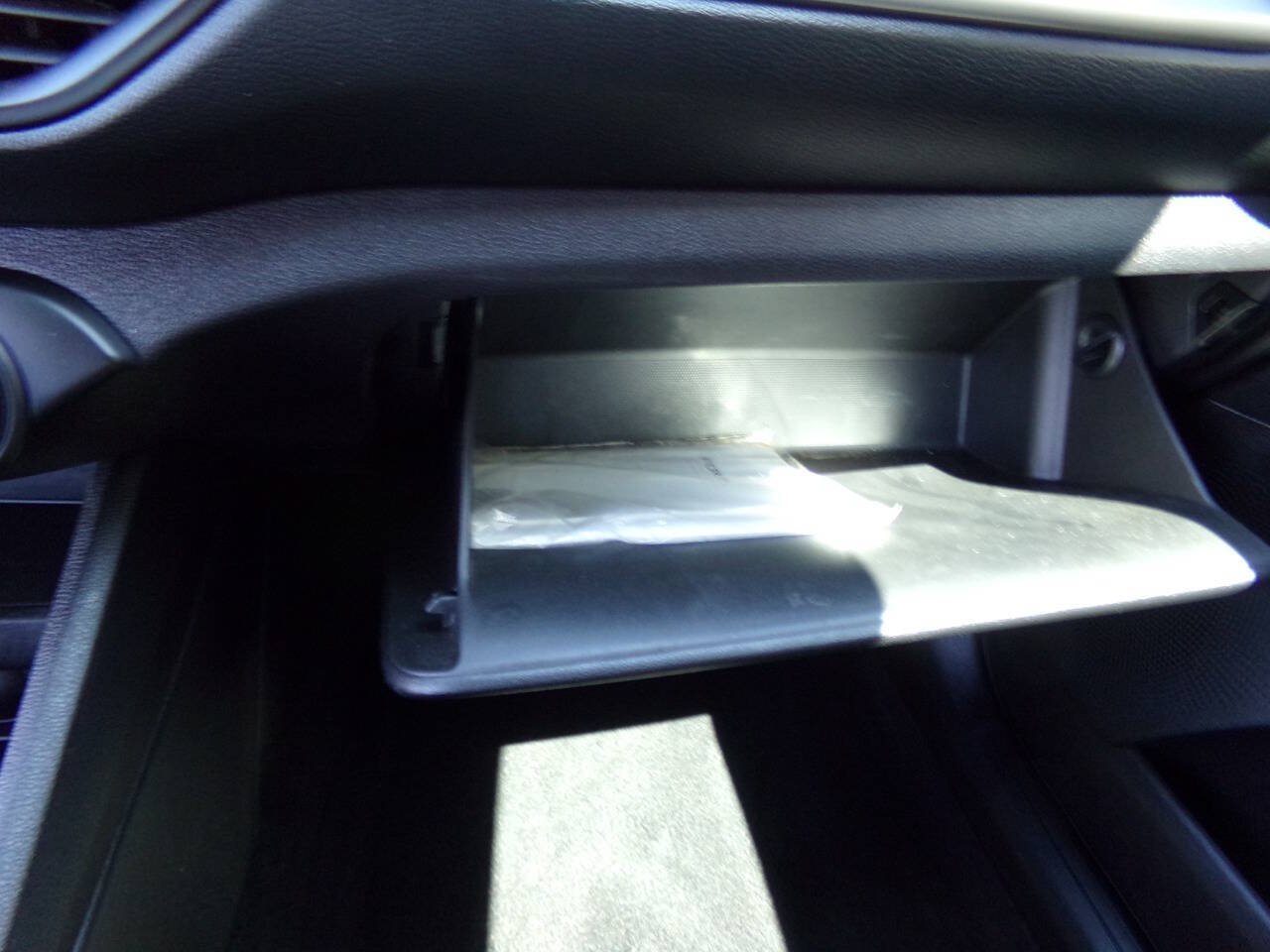 Used 2021 Kia Forte LXS FWD image 17