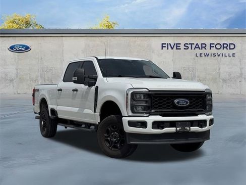 Used 2024 Ford F250 XL w/ STX Appearance Package image 2