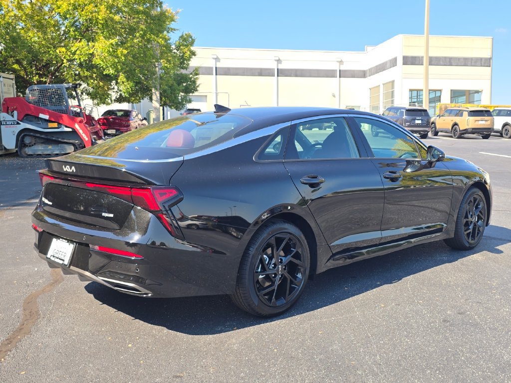 New 2027 Kia K5 GT-Line FWD image 3