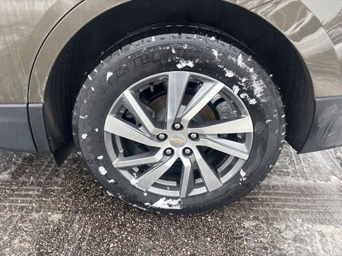 Used 2023 Chevrolet Equinox LT AWD/4WD image 6