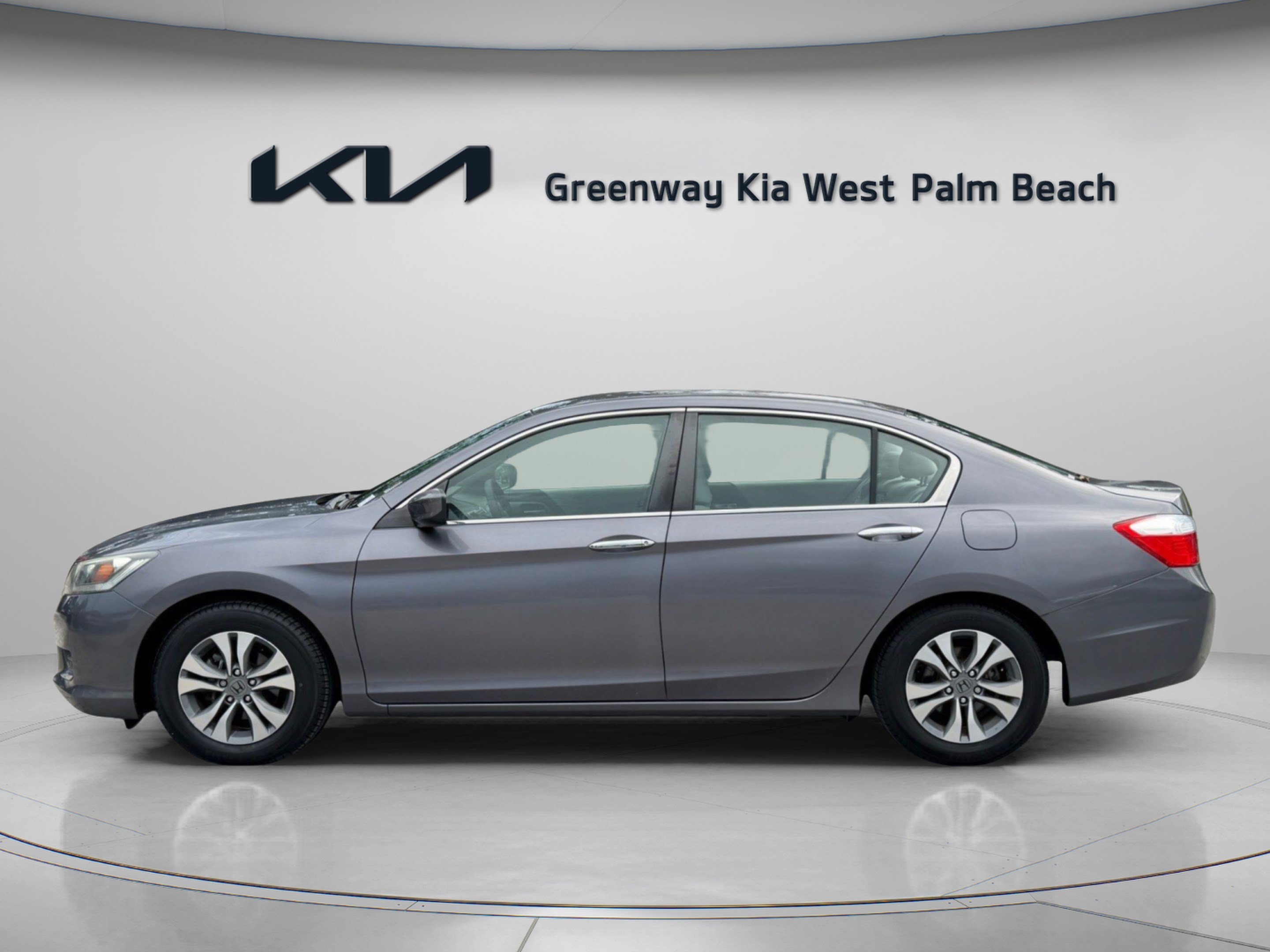 Used 2015 Honda Accord LX image 4
